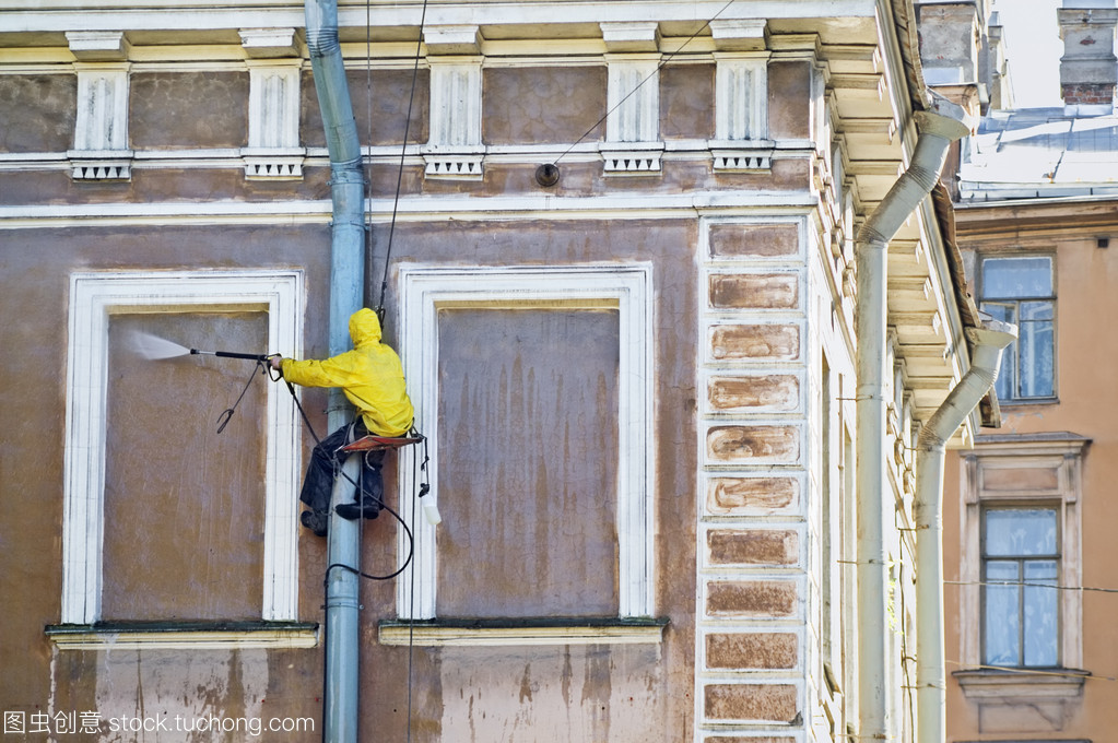 建筑物清潔服務 專業清洗工作者的重要性